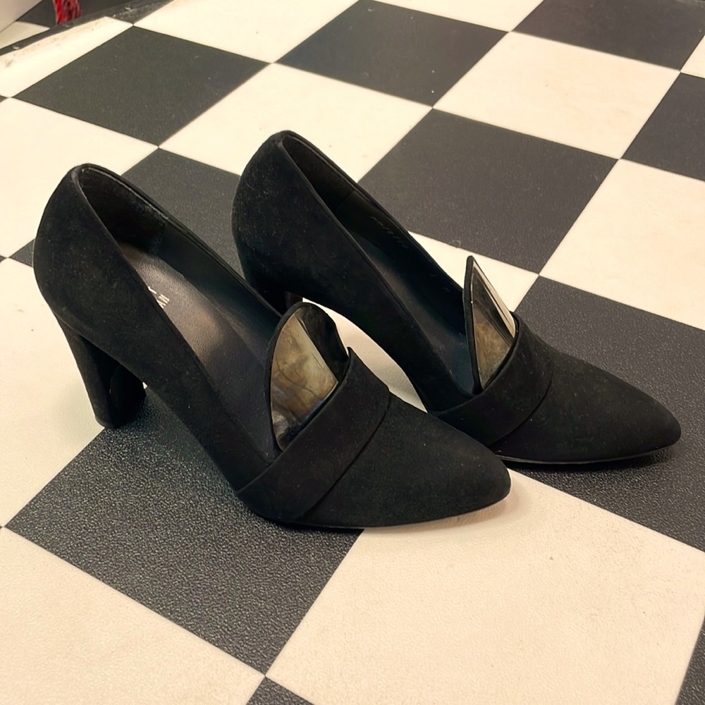 Stuart weitzman black heels size 7